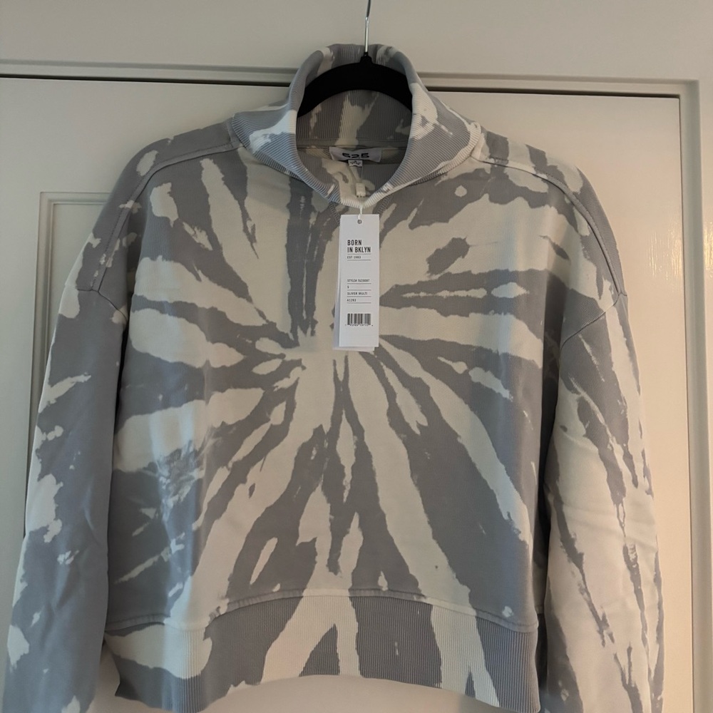 525 America Gray and White Tie-Dye Sweatshirt
